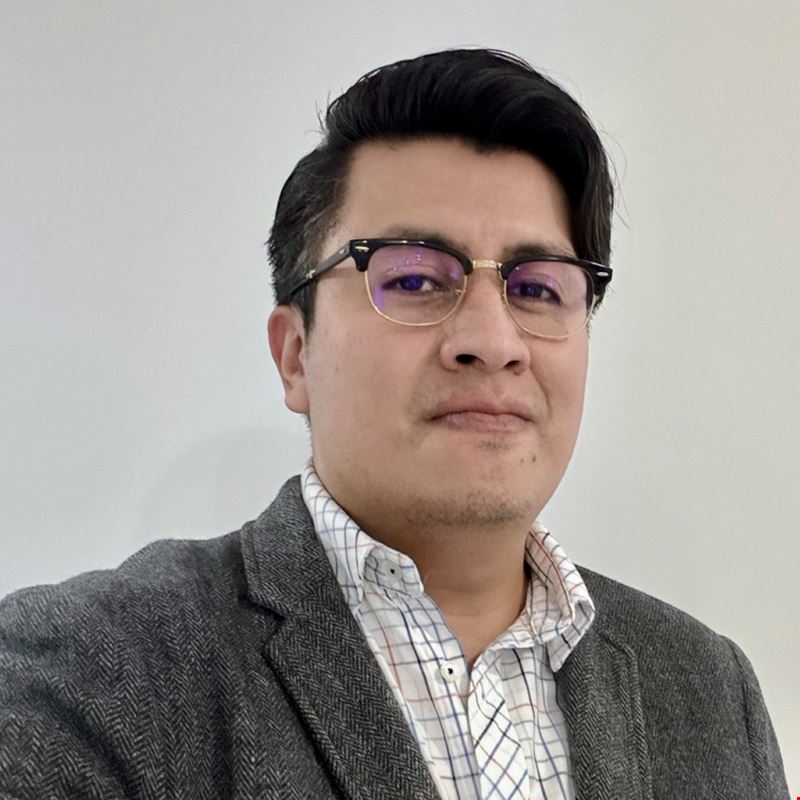 Dr.  Jos Luis Maravillas Montero