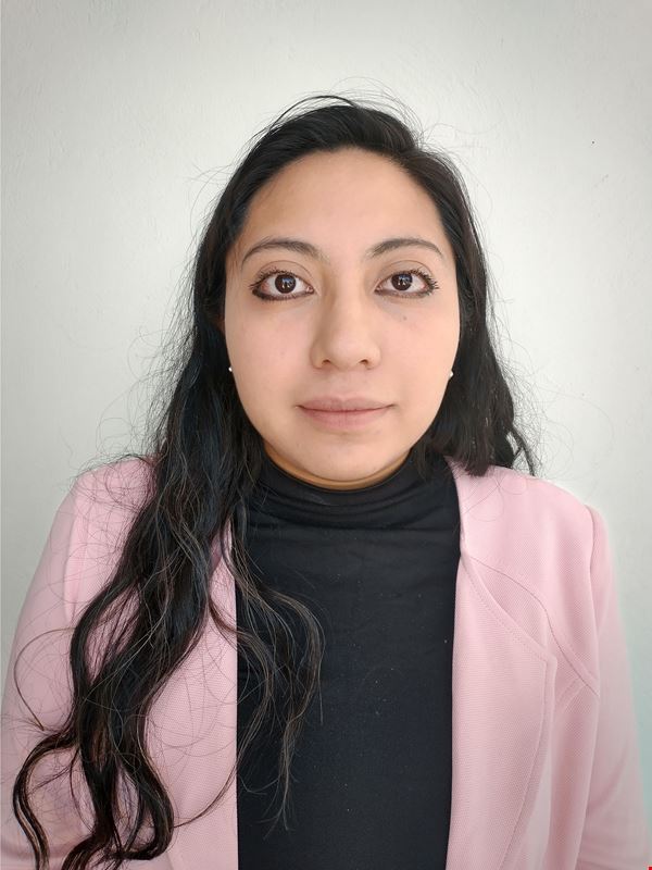 M. C. Nadia Mariela Varela Prez